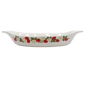 Sheffield Strawberries N Cream Casserole Baking Dish Oval Lug Handle Stoneware